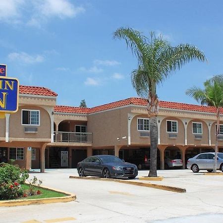 Orange Tustin Inn In Orange Exterior photo